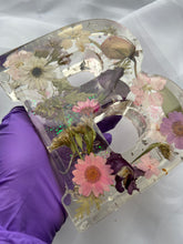 Load image into Gallery viewer, Monogram B