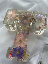 Load image into Gallery viewer, Monogram T