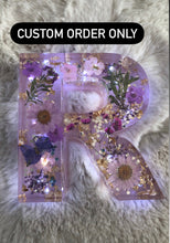 Load image into Gallery viewer, Monograms | Custom Orders| Resin Monograms | Resin Initials | Handmade | Gift | Christmas Gift