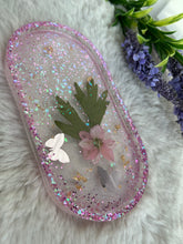 Load image into Gallery viewer, Resin Trinket Dish