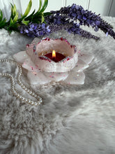 Load image into Gallery viewer, Candle holder- White