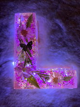 Load image into Gallery viewer, L- Monogram