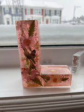 Load image into Gallery viewer, L- Monogram